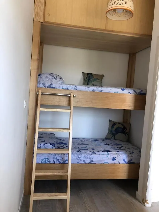 Residence Calarossa Terrasini 0*,